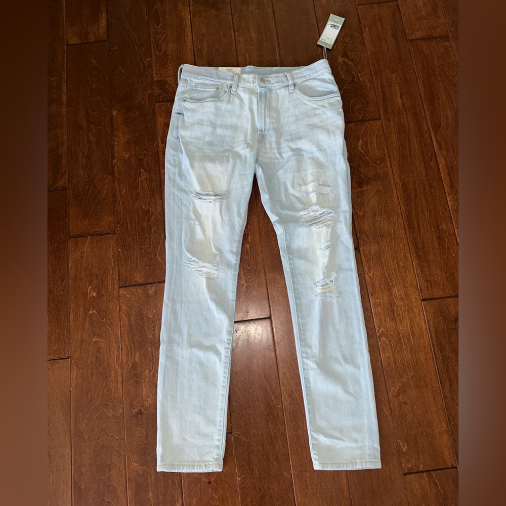 Men’s skinny jeans light wash